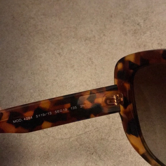 Versace shades - Picture 4 of 5